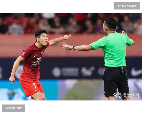 武磊替补登场梅开二度 海港锋线旗帜伤愈后高效回归 武磊替补登场梅开二度 海港锋线旗帜伤愈后高效回归